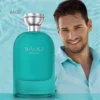 Homme appliquant Baoli Eau de Parfum